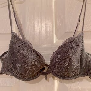 Lace Bra grey size 34/b with Bikini underwear size s/m